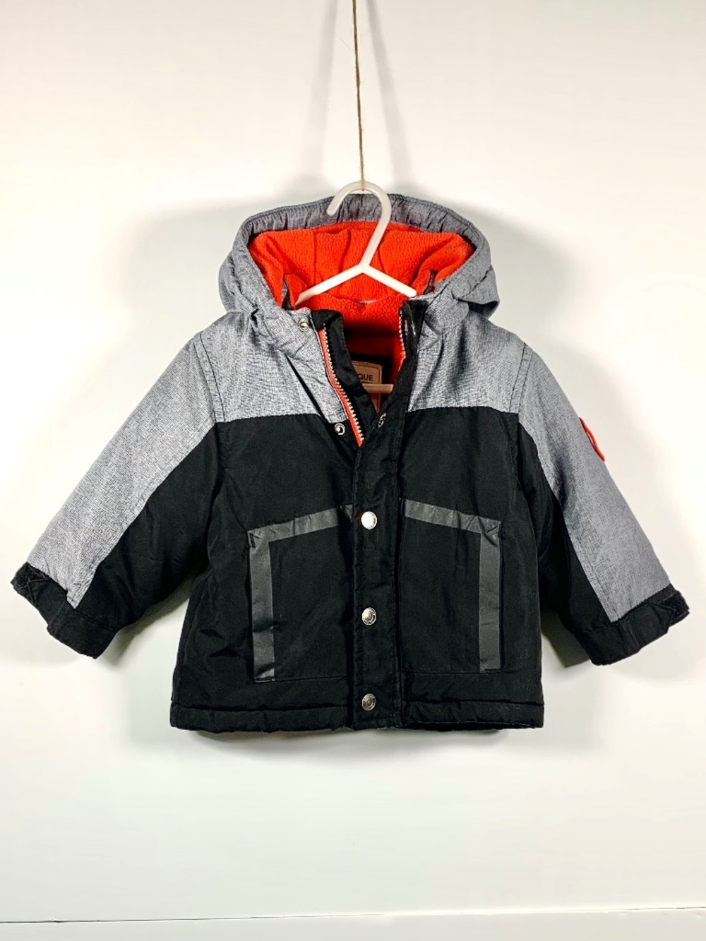 Carter’s Boys Insulated Hooded Puffer Jacket Full Zip Snap Colorblock Black Gray